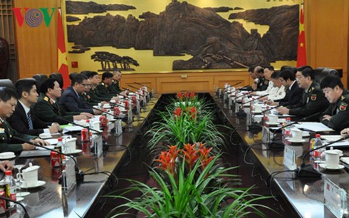 Высшая вьетнамская военная делегация находится в Китае с визитом - ảnh 1